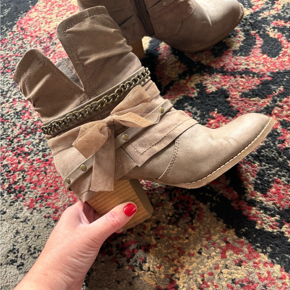 Jelly pop Faux Leather Ankle Boot